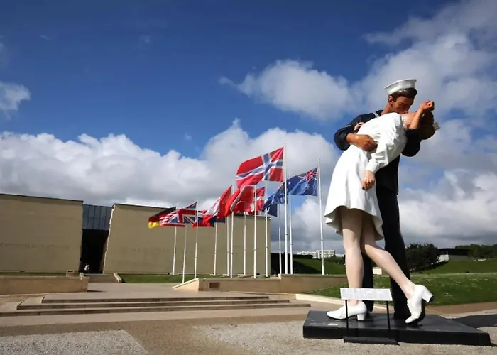 Le Castel D'orne - Piscine Et Terrasse * Caen